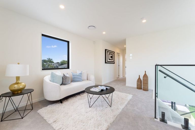 Photo of property in 28b Kereru Street, Henderson, Auckland, 0612