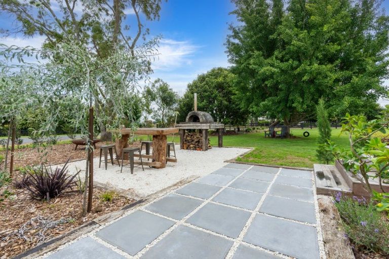 Photo of property in 535 Fencourt Road, Cambridge, 3493