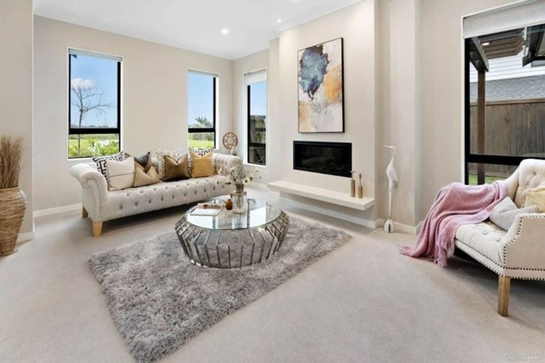 Photo of property in 37 Papareia Road, Karaka, Papakura, 2113