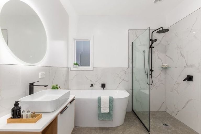 Photo of property in 52 Khandallah Road, Ngaio, Wellington, 6035