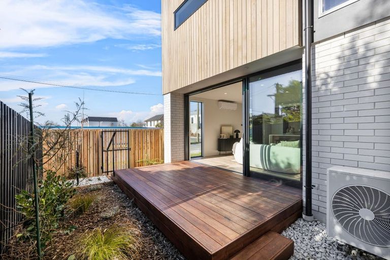 Photo of property in 49a Browns Road, St Albans, Christchurch, 8014