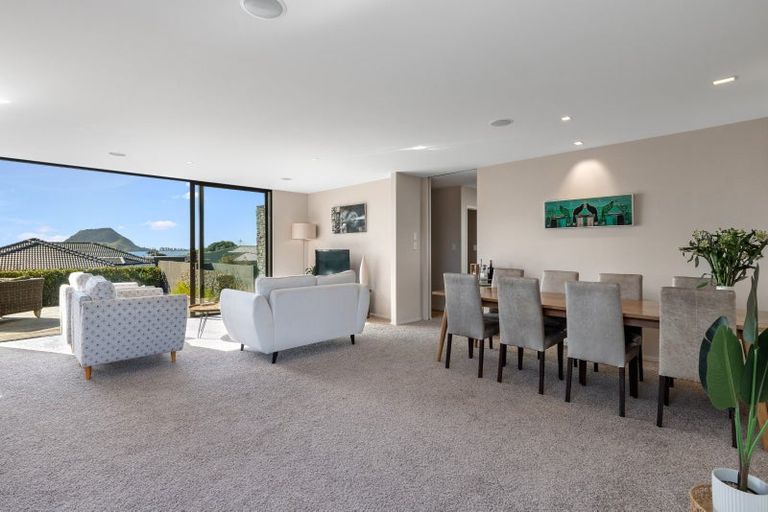Photo of property in 3 Pine Avenue, Otumoetai, Tauranga, 3110