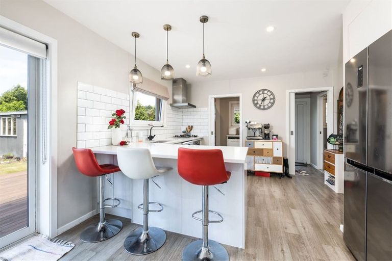 Photo of property in 18 Charlcott Street, Burnside, Christchurch, 8053