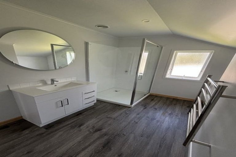 Photo of property in 57 Hanham Road, Kumeu, 0891