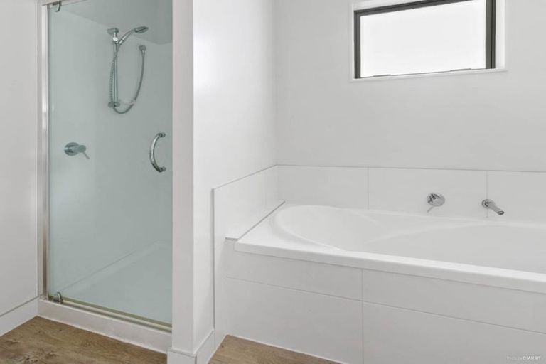 Photo of property in 11 Apple Orchard Way, Sunnyvale, Auckland, 0612