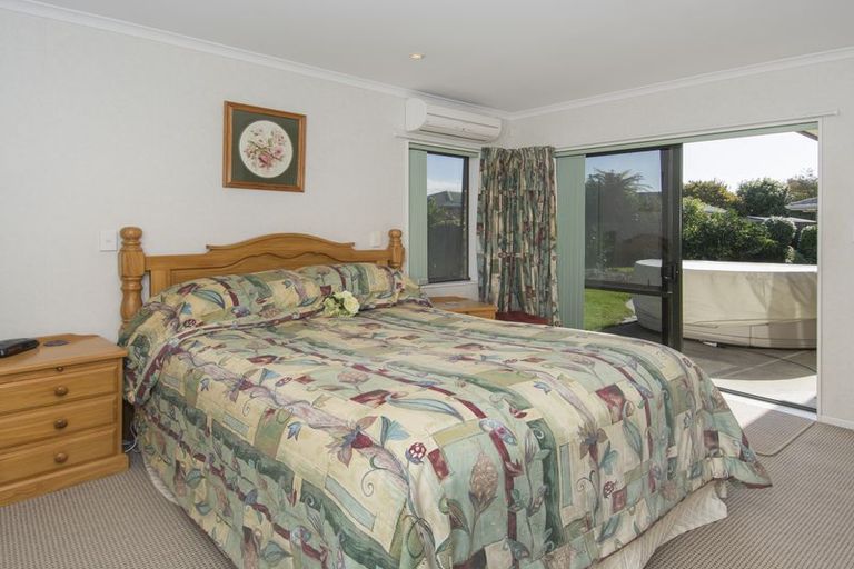 Photo of property in 3 Evergreen Glade, Papamoa Beach, Papamoa, 3118