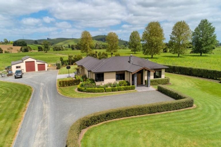 Photo of property in 242 Morrinsville-walton Road, Morrinsville, 3371