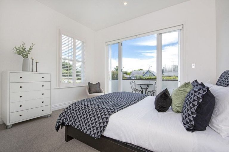 Photo of property in 11 Vine Street, Saint Marys Bay, Auckland, 1011