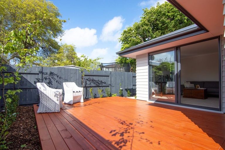Photo of property in 532a Featherston Street, Roslyn, Palmerston North, 4414