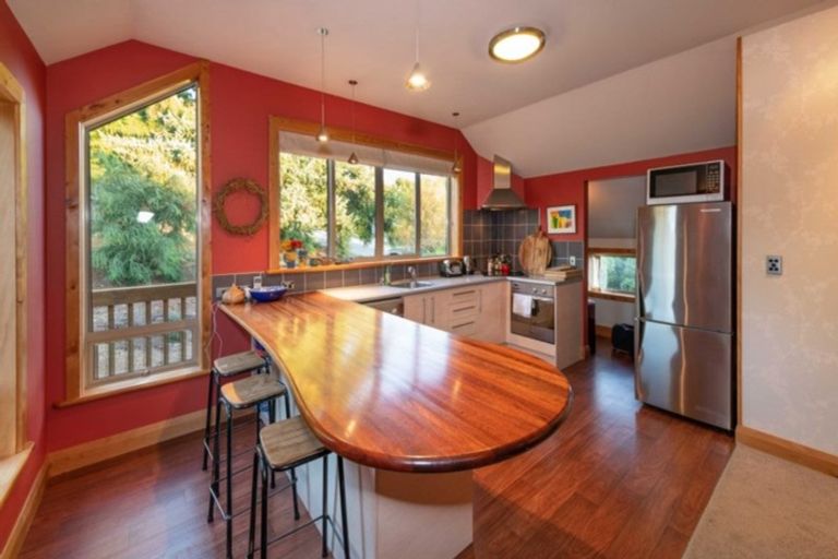 Photo of property in 1/8 Drake Place, Lake Hawea, Wanaka, 9382