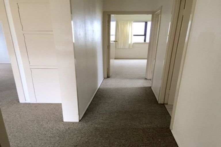 Photo of property in 1/78 Seaview Road, Castor Bay, Auckland, 0620