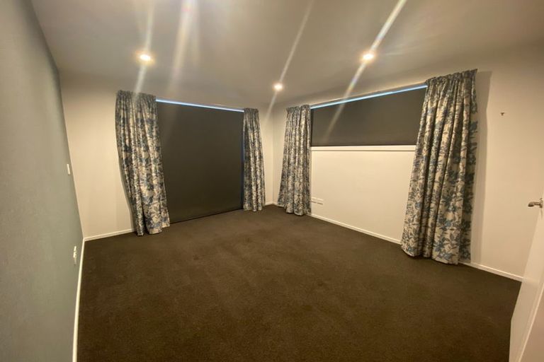 Photo of property in 12 Farrant Drive, Wanaka, 9305