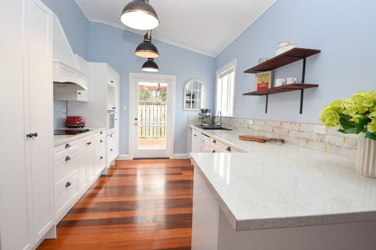 Photo of property in 62 Kent Street, Carterton, 5713