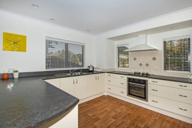 Photo of property in 10 Chatsfield Place, Te Kamo, Whangarei, 0112