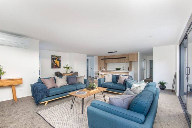 Photo of property in 5 Ella Lane, Green Island, Dunedin, 9018