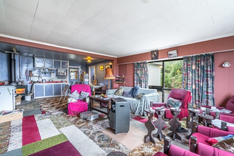 Photo of property in 9 Rankin Street, Halfmoon Bay / Oban, Stewart Island, 9818