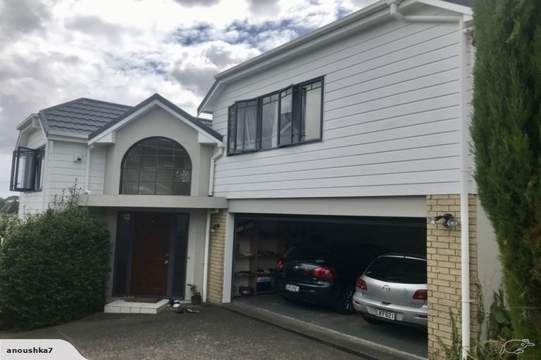Photo of property in 176a East Coast Road, Forrest Hill, Auckland, 0620