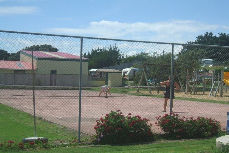 Photo of property in 20 Tasman Road, Otaki Beach, Otaki, 5512