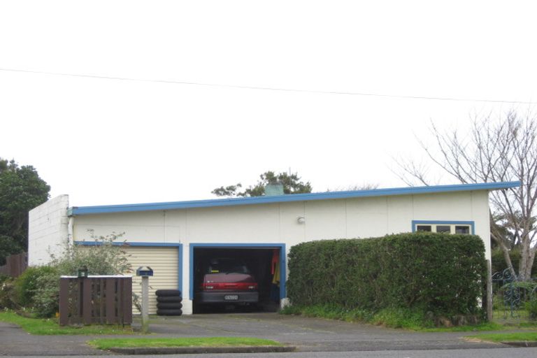 Photo of property in 4 Old South Road, Okato, 4335