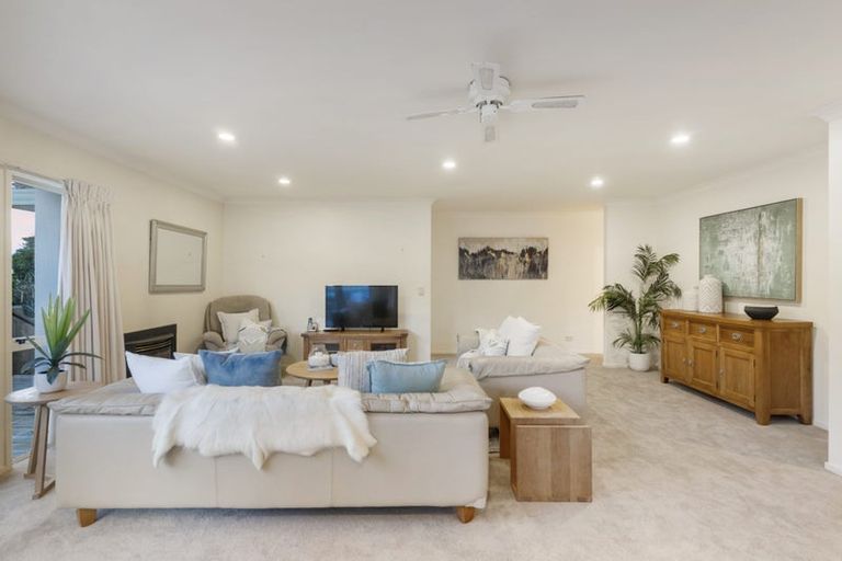 Photo of property in 6b Tui Street, Torbay, Auckland, 0630