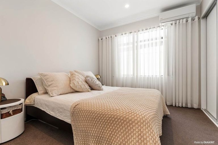 Photo of property in 13 Tuatua Road, Hobsonville, Auckland, 0616