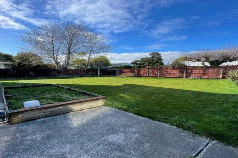 Photo of property in 9 Powell Crescent, Ilam, Christchurch, 8041