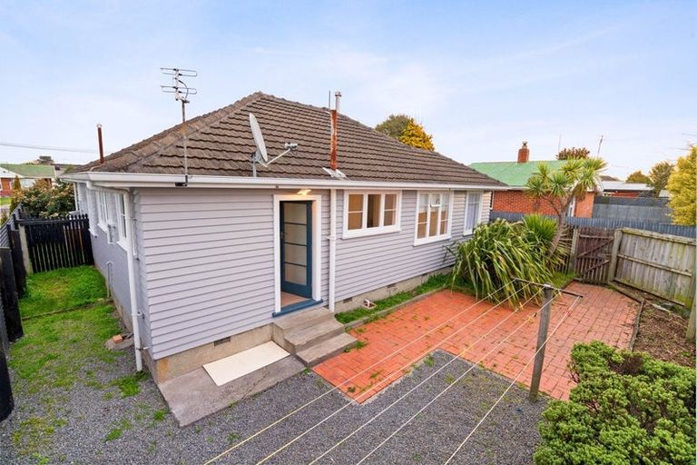 Photo of property in 2/22 Santa Rosa Avenue, Halswell, Christchurch, 8025