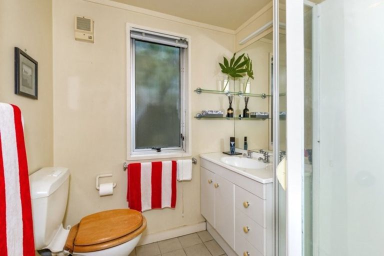 Photo of property in 1/122 Office Road, Merivale, Christchurch, 8014