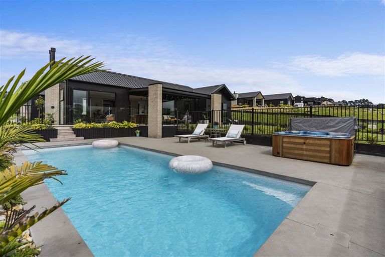 Photo of property in 49 Grayson Road, Wainui, Silverdale, 0992