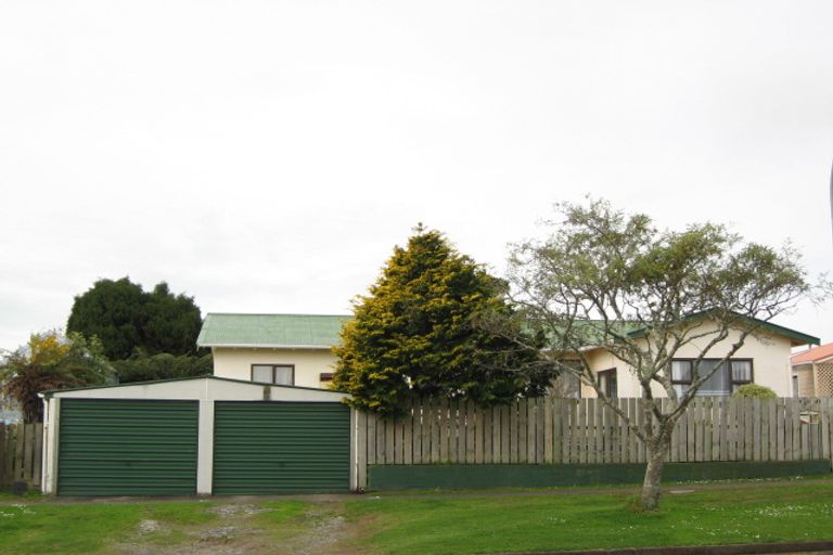 Photo of property in 58 Browne Street, Waitara, 4320