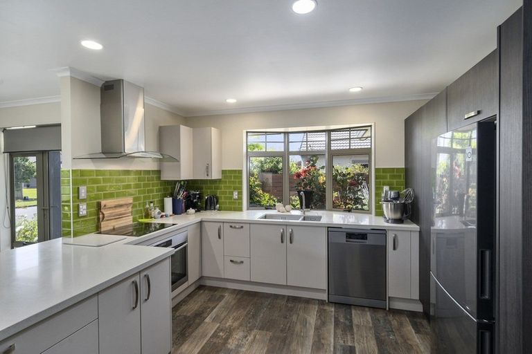 Photo of property in 15 Washington Parade, Milson, Palmerston North, 4414