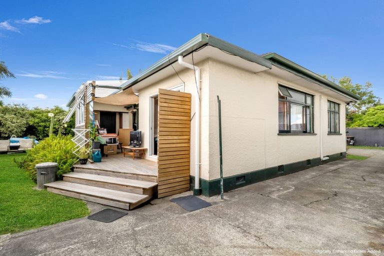 Photo of property in 105 Vogel Street, Roslyn, Palmerston North, 4414