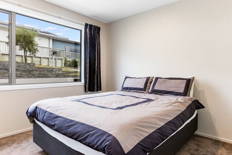 Photo of property in 50 Endeavour Drive, Whitby, Porirua, 5024