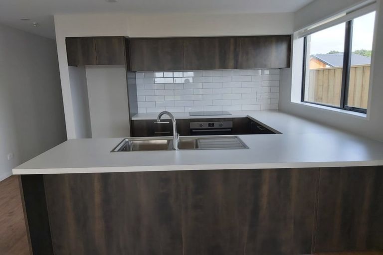 Photo of property in 19 Oakleigh Street, Woodend, 7610