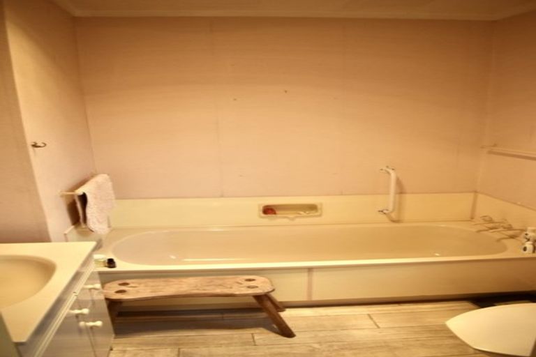 Photo of property in 30 Kapiti Lane, Otaki Beach, Otaki, 5512