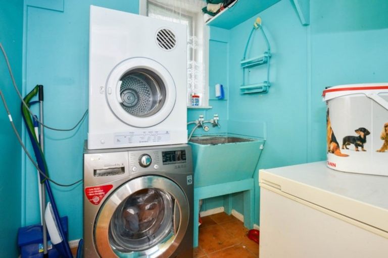 Photo of property in 1 Kiwi Street, Makaraka, Gisborne, 4010