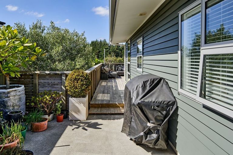 Photo of property in 147 Navigation Drive, Whitby, Porirua, 5024