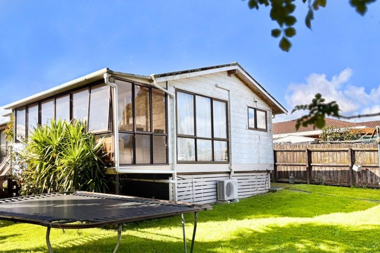 Photo of property in 2/3 Rogers Road, Manurewa, Auckland, 2102