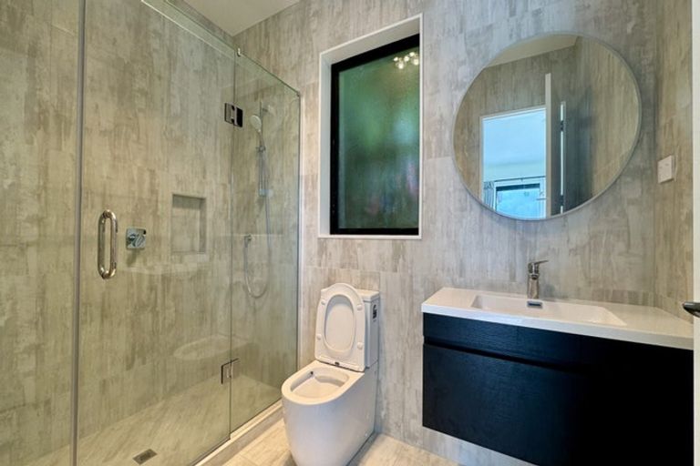 Photo of property in 17 Jane Maree Road, Kumeu, 0810