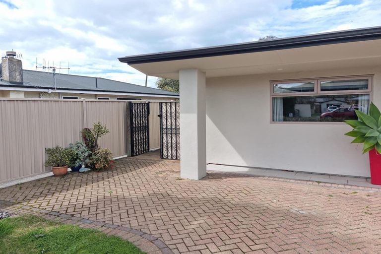 Photo of property in 69 Church Road, Taradale, Napier, 4112