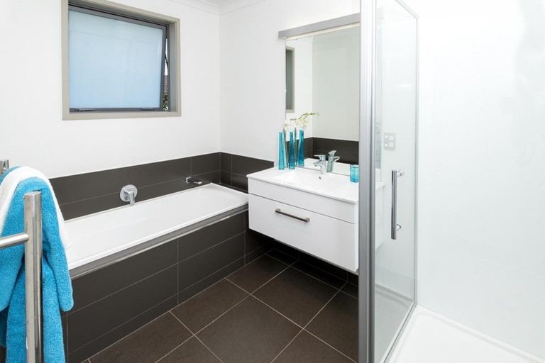 Photo of property in 25 Weatherly Drive, Beachlands, Auckland, 2018