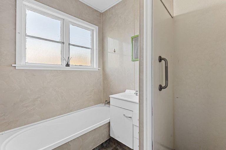 Photo of property in 153 Regan Street, Stratford, 4332