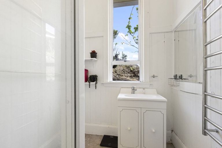 Photo of property in 19 Macmillan Avenue, Cashmere, Christchurch, 8022