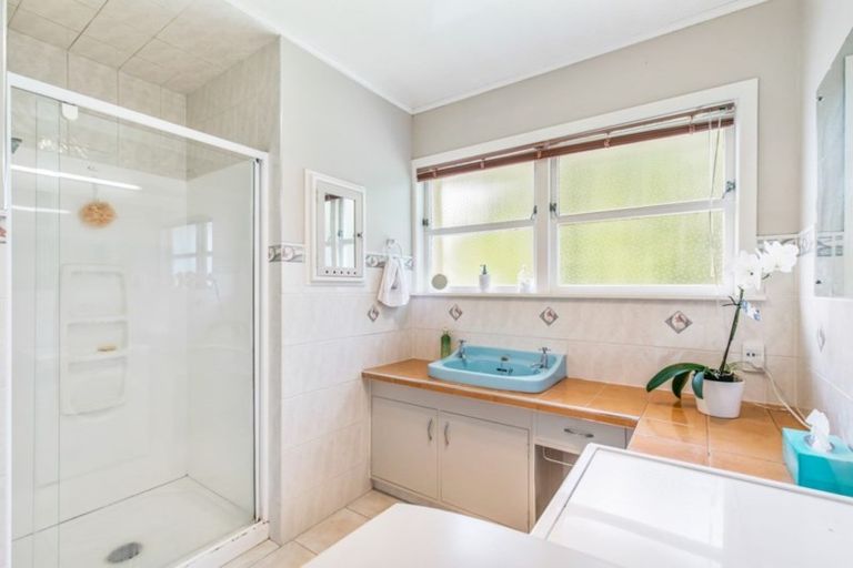 Photo of property in 25 Red Hill Road, Red Hill, Papakura, 2110