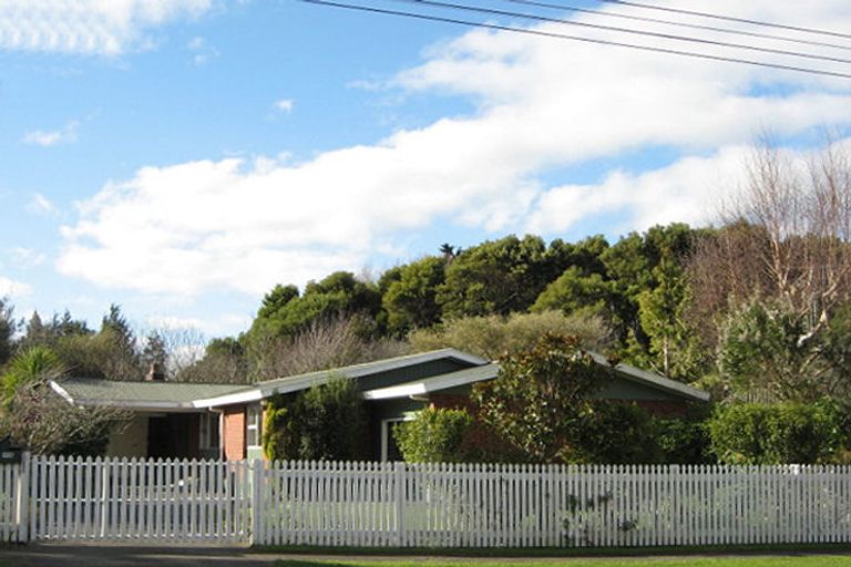 Photo of property in 38 Wanganui Road, Marton, 4710