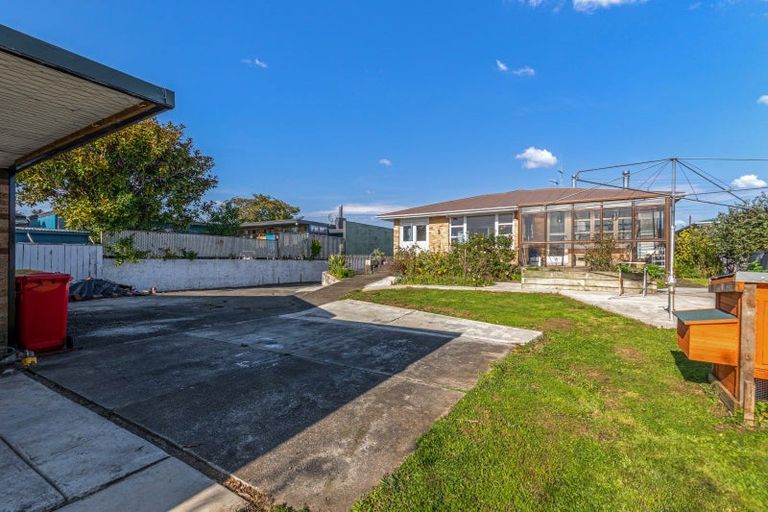 Photo of property in 40 Read Street, Levin, 5510