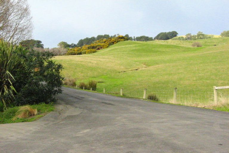 Photo of property in 124 Greenacres Street, Macandrew Bay, Dunedin, 9014