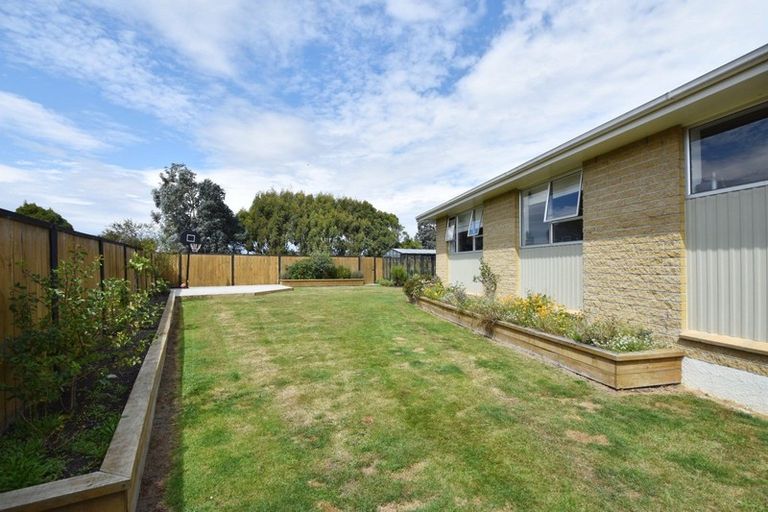 Photo of property in 52 Newbie Place, Heidelberg, Invercargill, 9812