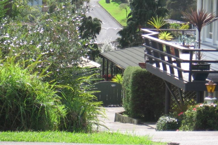 Photo of property in 30 Evans Road, Glen Eden, Auckland, 0602