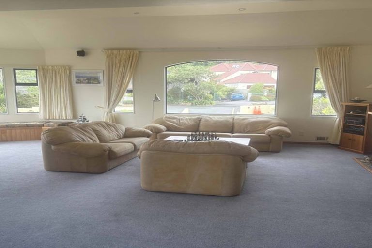 Photo of property in 19 George Gee Drive, Korokoro, Lower Hutt, 5012